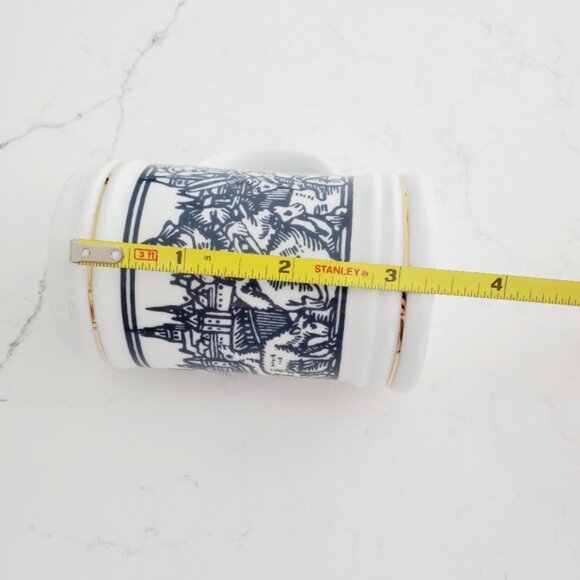 Rare Vintage 1831 HOLLOHAZA HUNGARY PORCELAIN Miniature Beer Mug Gold Trim - Picture 6 of 6